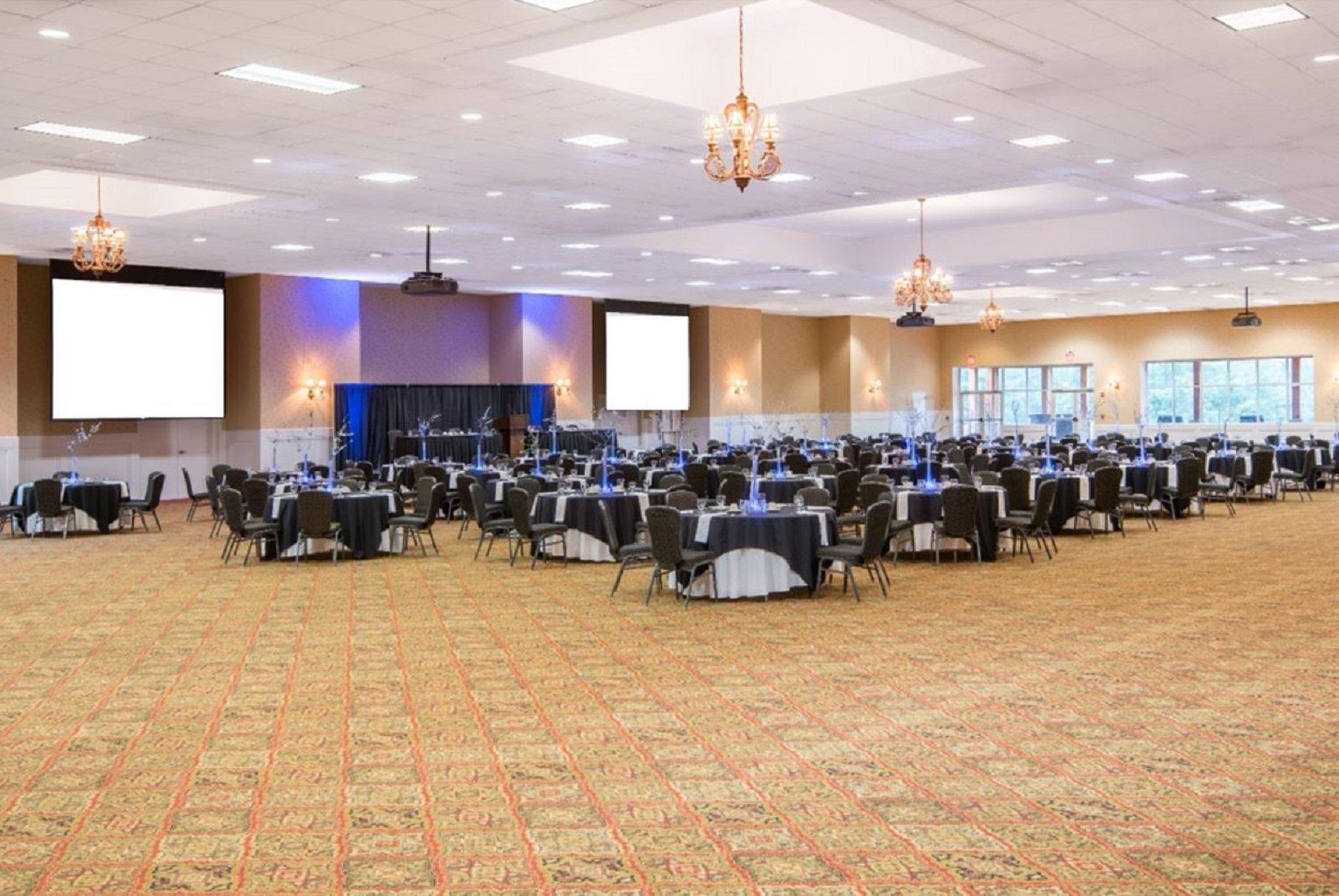 Crowne Plaza Resort Asheville By Ihg Exterior photo