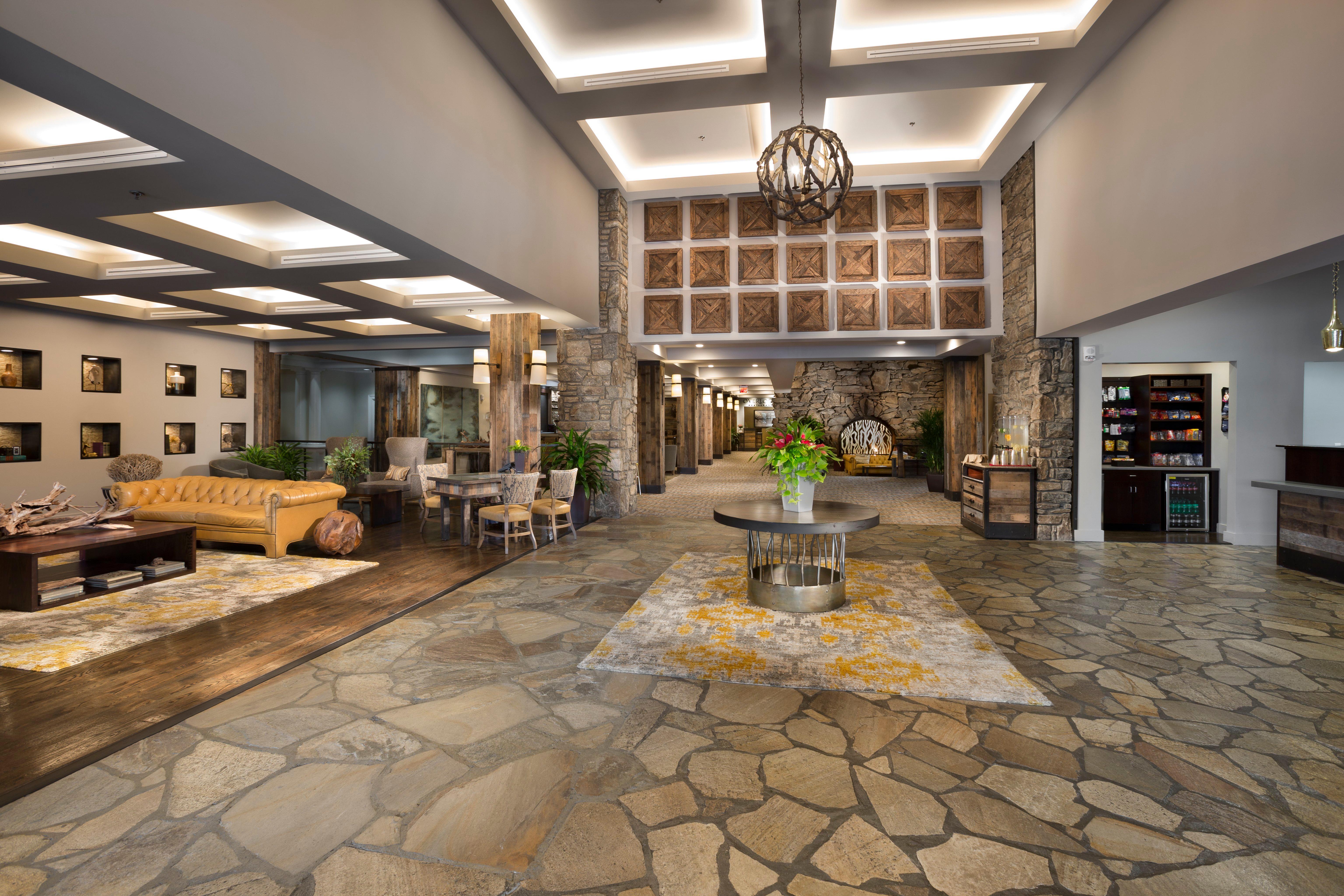 Crowne Plaza Resort Asheville By Ihg Exterior photo