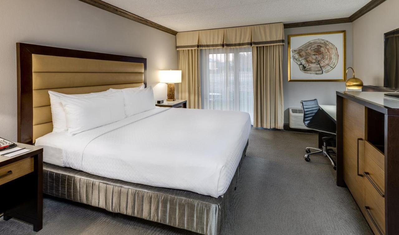 Crowne Plaza Resort Asheville By Ihg Exterior photo