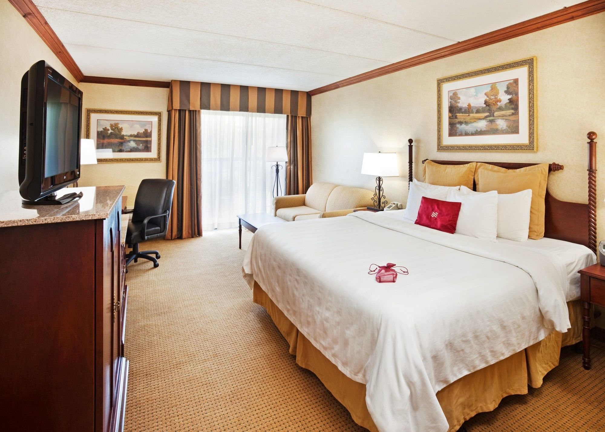 Crowne Plaza Resort Asheville By Ihg Exterior photo